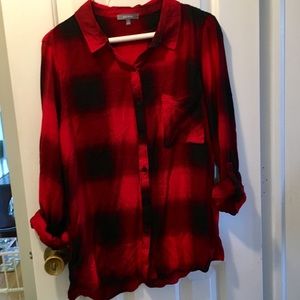 Light weight paid button down